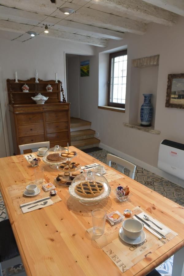 Civico 43 Bed and Breakfast Carpenedolo Eksteriør billede
